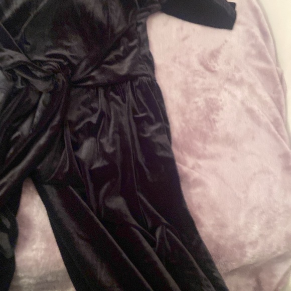 Ivy City Co velvet jumpsuit - Picture 5 of 8